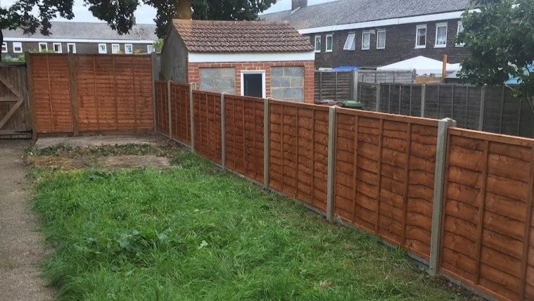 Fence Repair services in Loughton, Essex